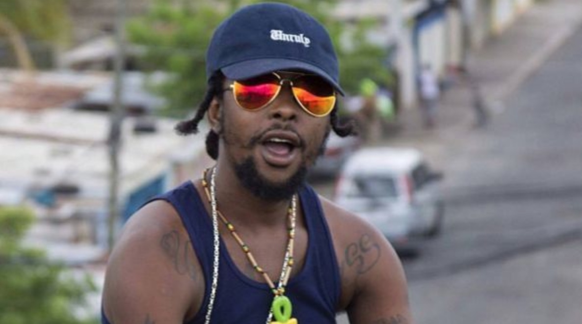 Popcaan Confronts Fan For Having Him On Camera – YARDHYPE