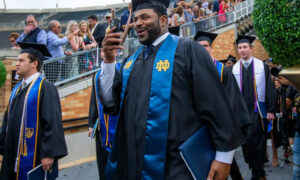 Former Pittsburgh Steelers Star Jerome Bettis Earns College Degree 28 Years Later