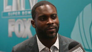 Michael Vick Emerges From Retirement To Suit Up In The Fan Controlled Football League