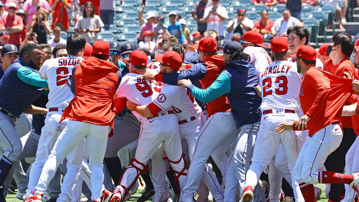 MLB fights never lead to players being called ‘thugs’