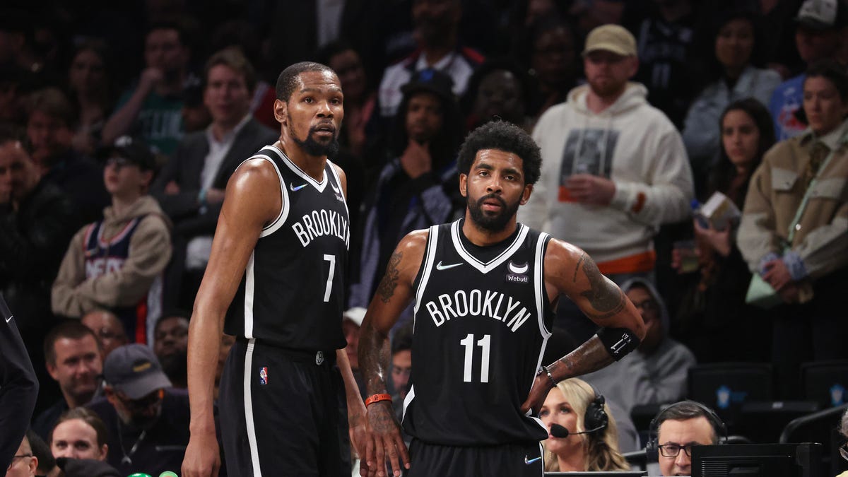 Nets’ Kyrie Irving is way better at basketball than at Twitter