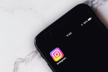Instagram is testing AI-powered video selfies to verify age
