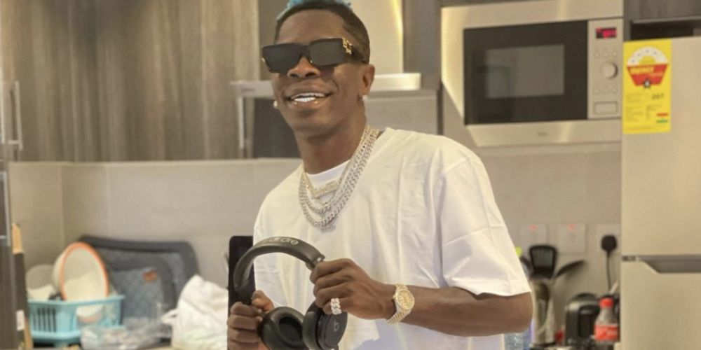 Shatta Wale Fans Send Him ?2,000 Each After Accra High Court Free Him Over Fake Death Prank