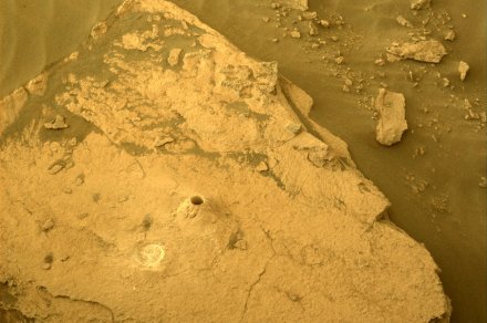 Perseverance rover scoops up a sample from the Jezero delta
