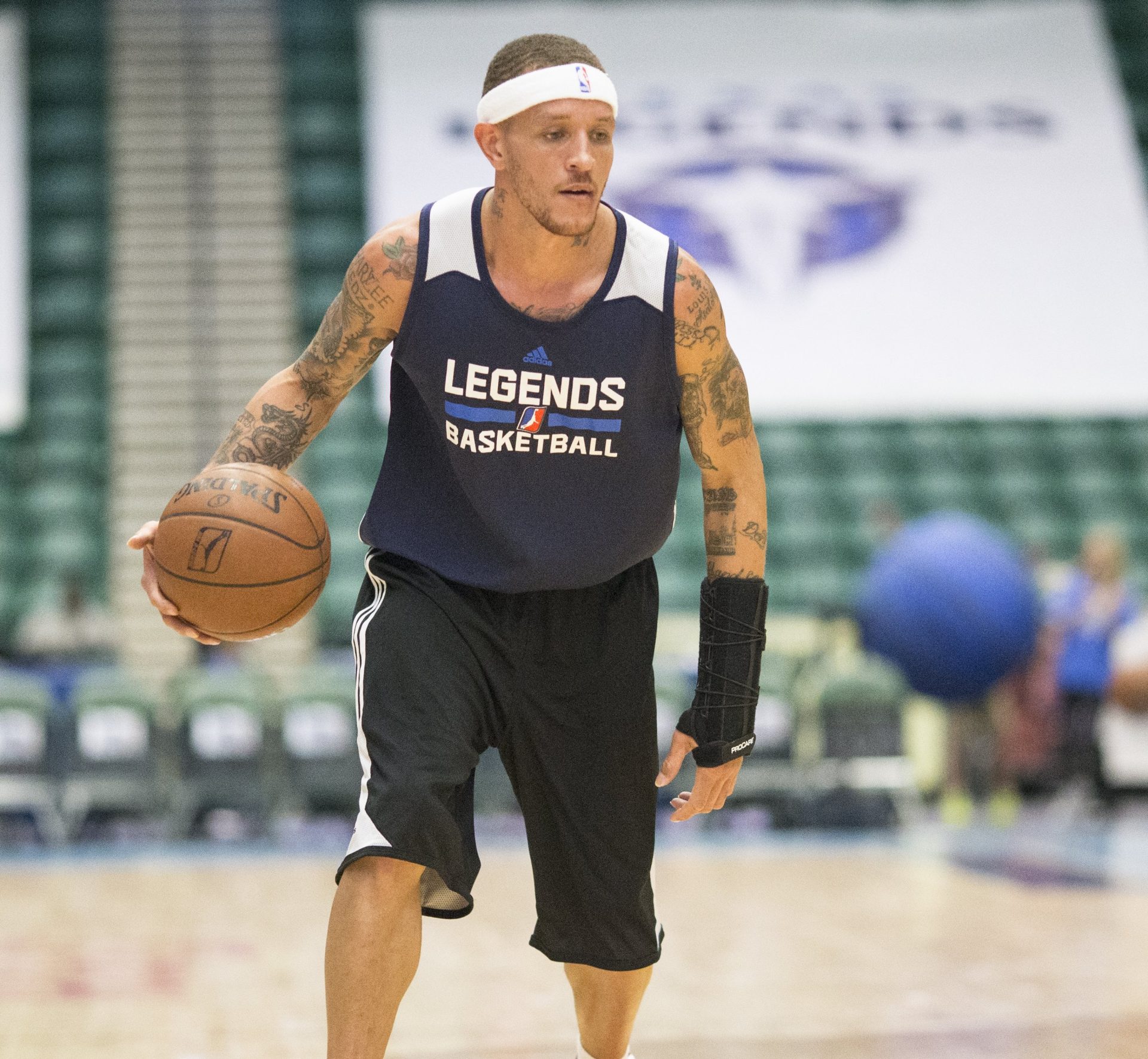 Delonte West Shares That Sometimes He Forgets That He Played Basketball As He Continues To Struggle With His Mental Health 