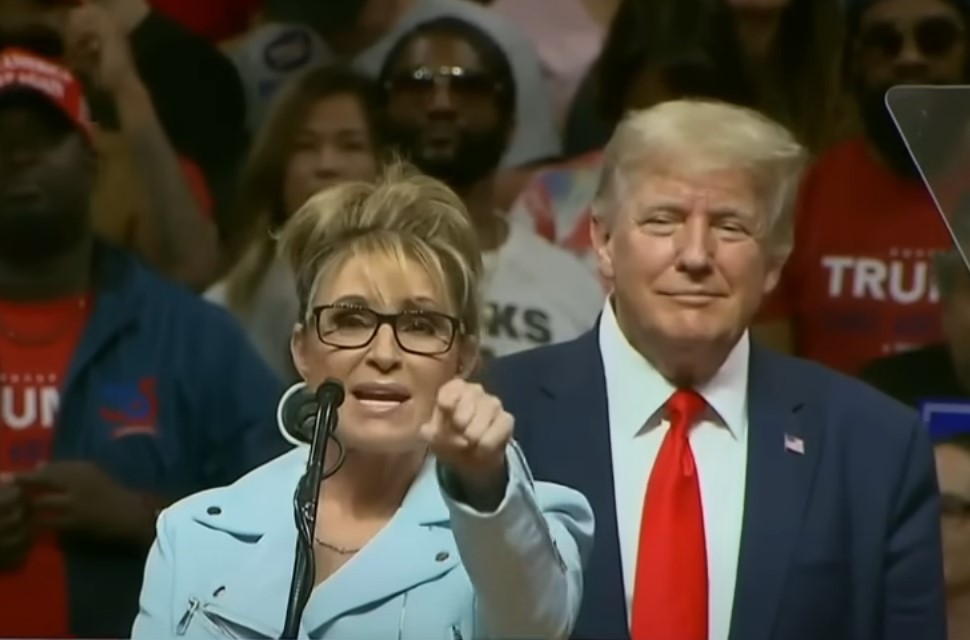 Sarah Palin Raves About Trump's Testicles During Toxic Self-Pity Rally Rant
