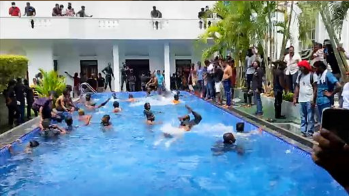 Sri Lankan Protesters Break Into Presidential Palace And Swim In Pool – YARDHYPE