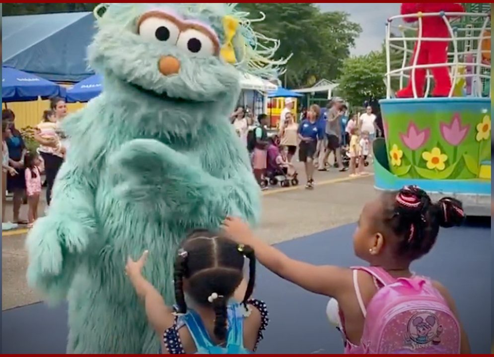 Family Snubbed By Sesame Street Character Refuses Invite Back To Park