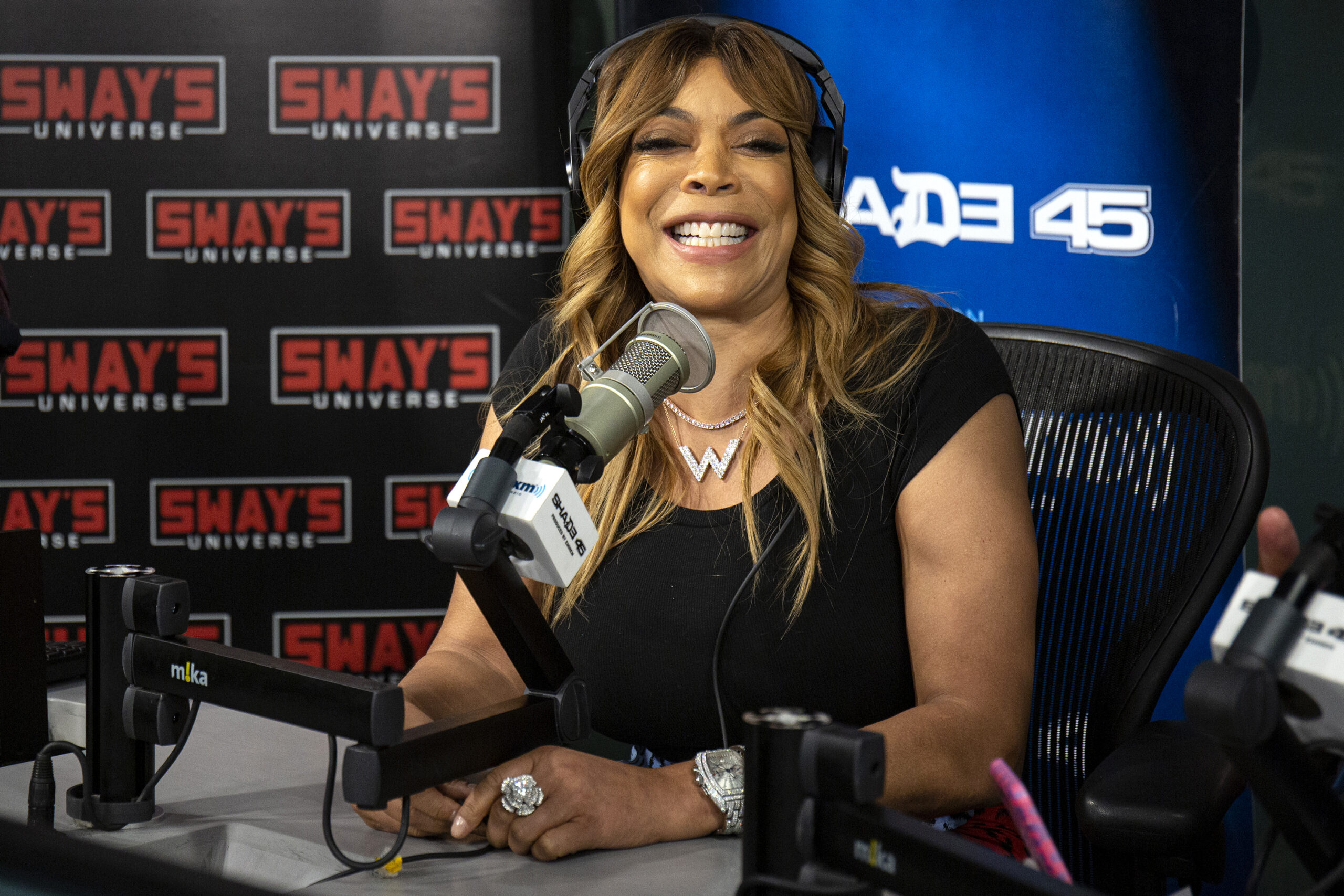 Wendy Williams Recent Appearance In New York Sparks Concerns After Fans Zoom In on Her Attire