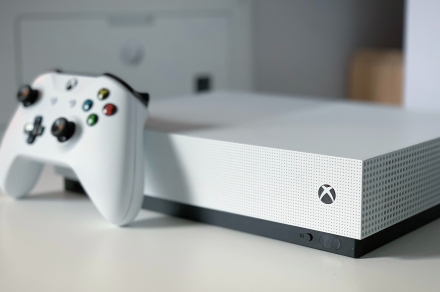 Microsoft lets Xbox Series S devs increase console's memory