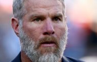 Copper Fit stands by Brett Favre despite allegations