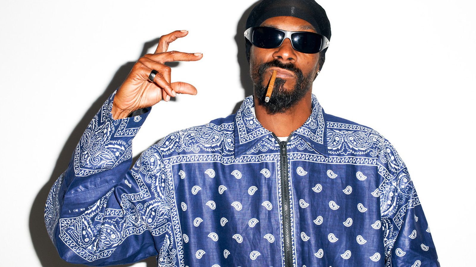 The Source |Snoop Dogg Apparently Got Harassed By Bloods On Set Of 'Training Day'