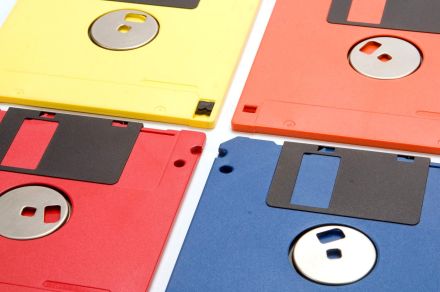 Floppy disks are finally on the way out in Japan ... maybe