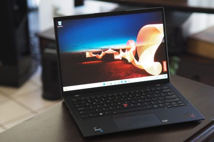 Lenovo ThinkPad X1 Carbon is $1309 off for Labor Day 2022